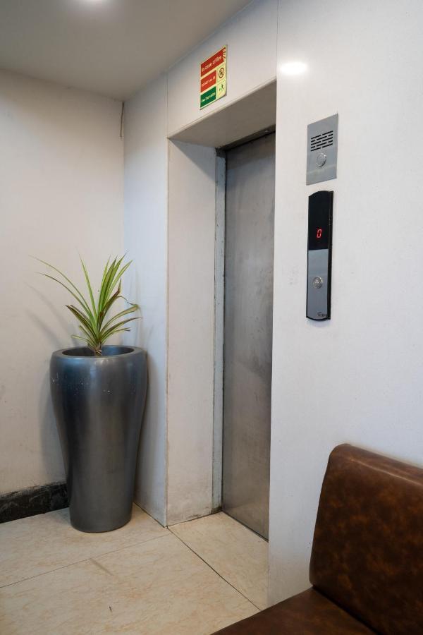 אחמדאבאד Hotel Kyra Airport מראה חיצוני תמונה